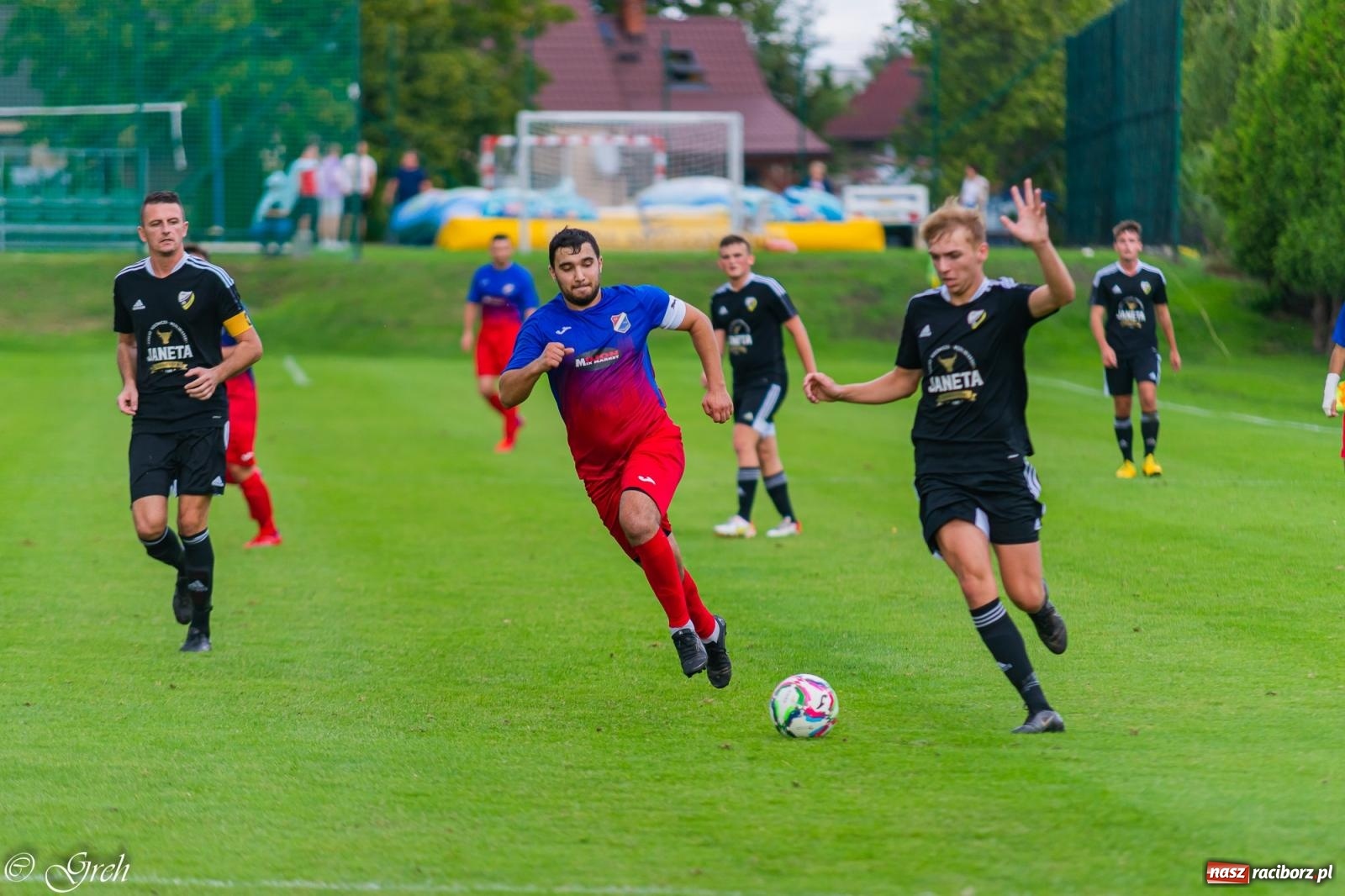 Zdjęcie w galerii na portalu naszraciborz.pl: Kolejarz Chałupki pierwszym pogromcą Silesii Lubomia [FOTO] wiadomości z regionu