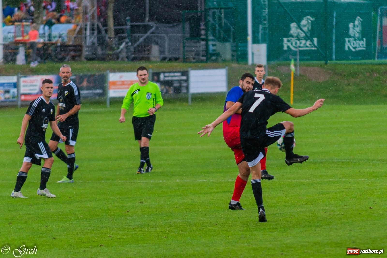 Zdjęcie w galerii na portalu naszraciborz.pl: Kolejarz Chałupki pierwszym pogromcą Silesii Lubomia [FOTO] wiadomości z regionu