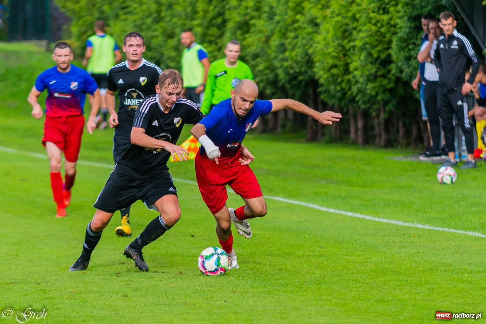 Zdjęcie w galerii na portalu naszraciborz.pl: Kolejarz Chałupki pierwszym pogromcą Silesii Lubomia [FOTO] wiadomości z regionu