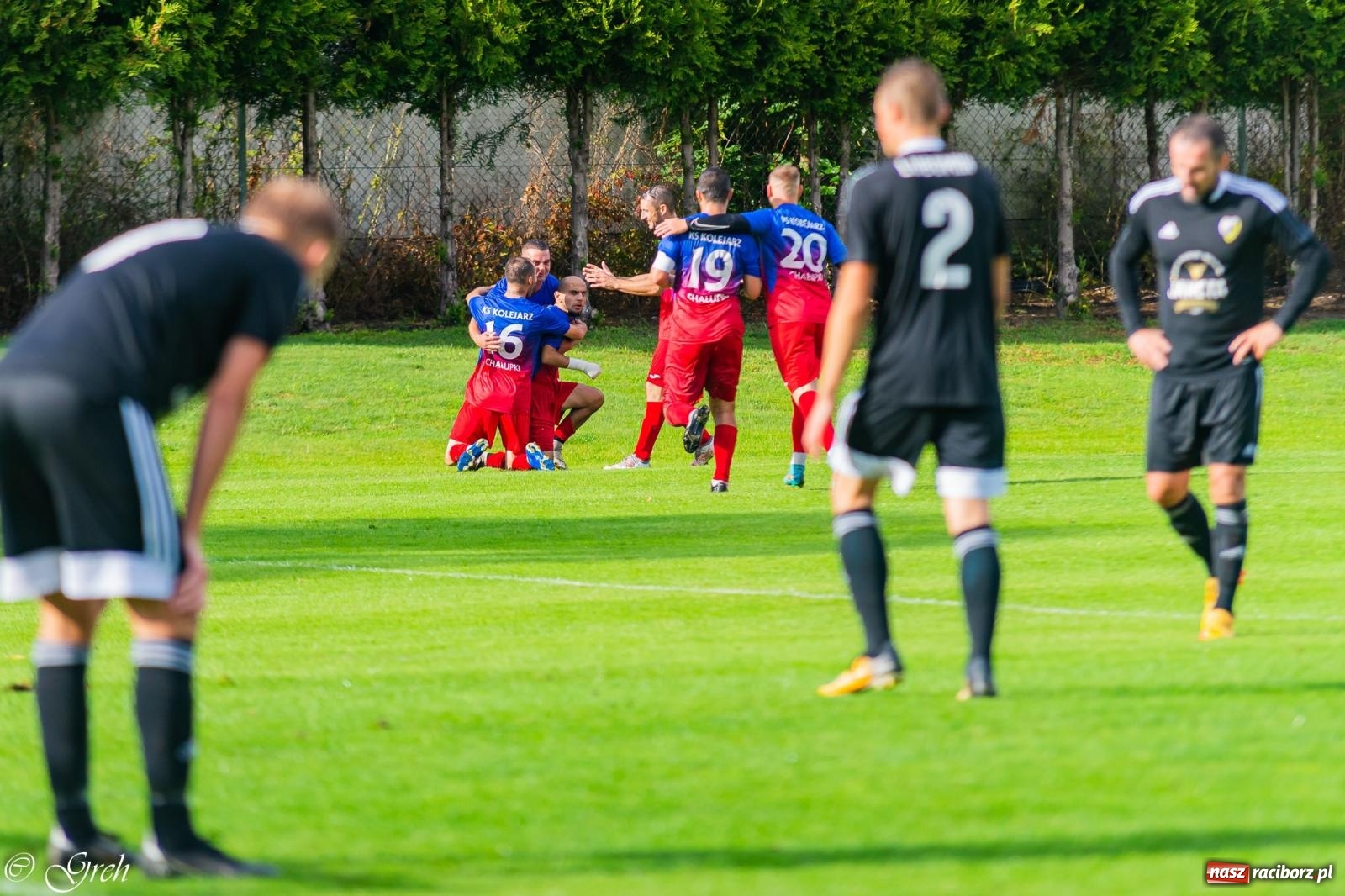 Zdjęcie w galerii na portalu naszraciborz.pl: Kolejarz Chałupki pierwszym pogromcą Silesii Lubomia [FOTO] wiadomości z regionu