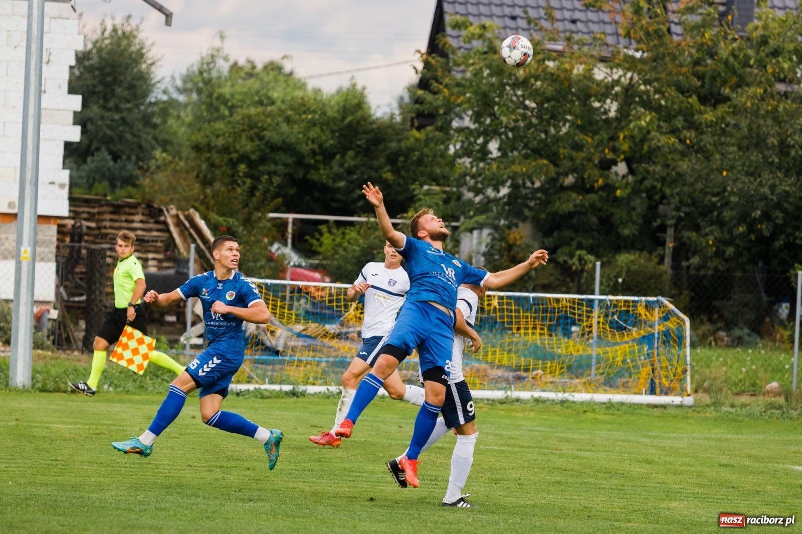 Zdjęcie w galerii na portalu naszraciborz.pl: Nędza uratowała remis w Krzyżanowicach [FOTO] wiadomości z regionu