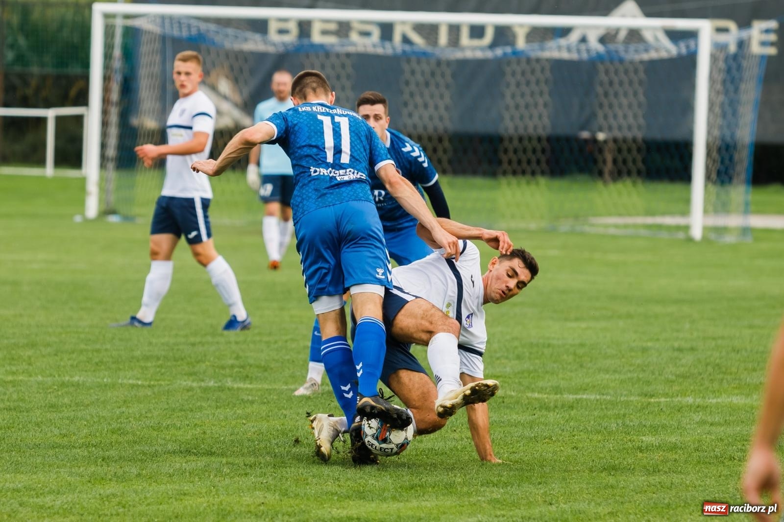 Zdjęcie w galerii na portalu naszraciborz.pl: Nędza uratowała remis w Krzyżanowicach [FOTO] wiadomości z regionu