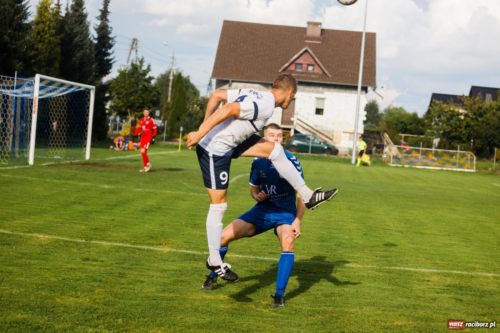 Zdjęcie w galerii na portalu naszraciborz.pl: Nędza uratowała remis w Krzyżanowicach [FOTO] wiadomości z regionu