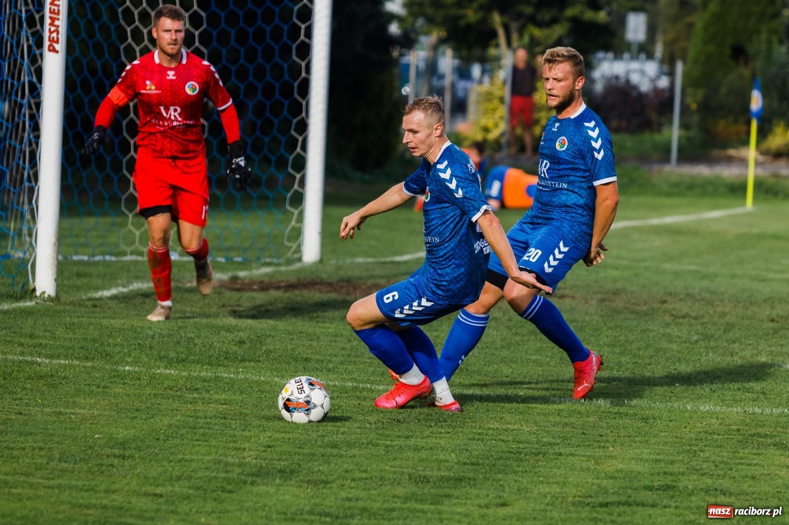 Zdjęcie w galerii na portalu naszraciborz.pl: Nędza uratowała remis w Krzyżanowicach [FOTO] wiadomości z regionu