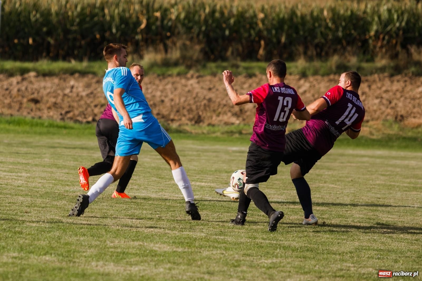 Zdjęcie w galerii na portalu naszraciborz.pl: Bojanów rozgromił rezerwy Krzyżanowic [FOTO] wiadomości z regionu