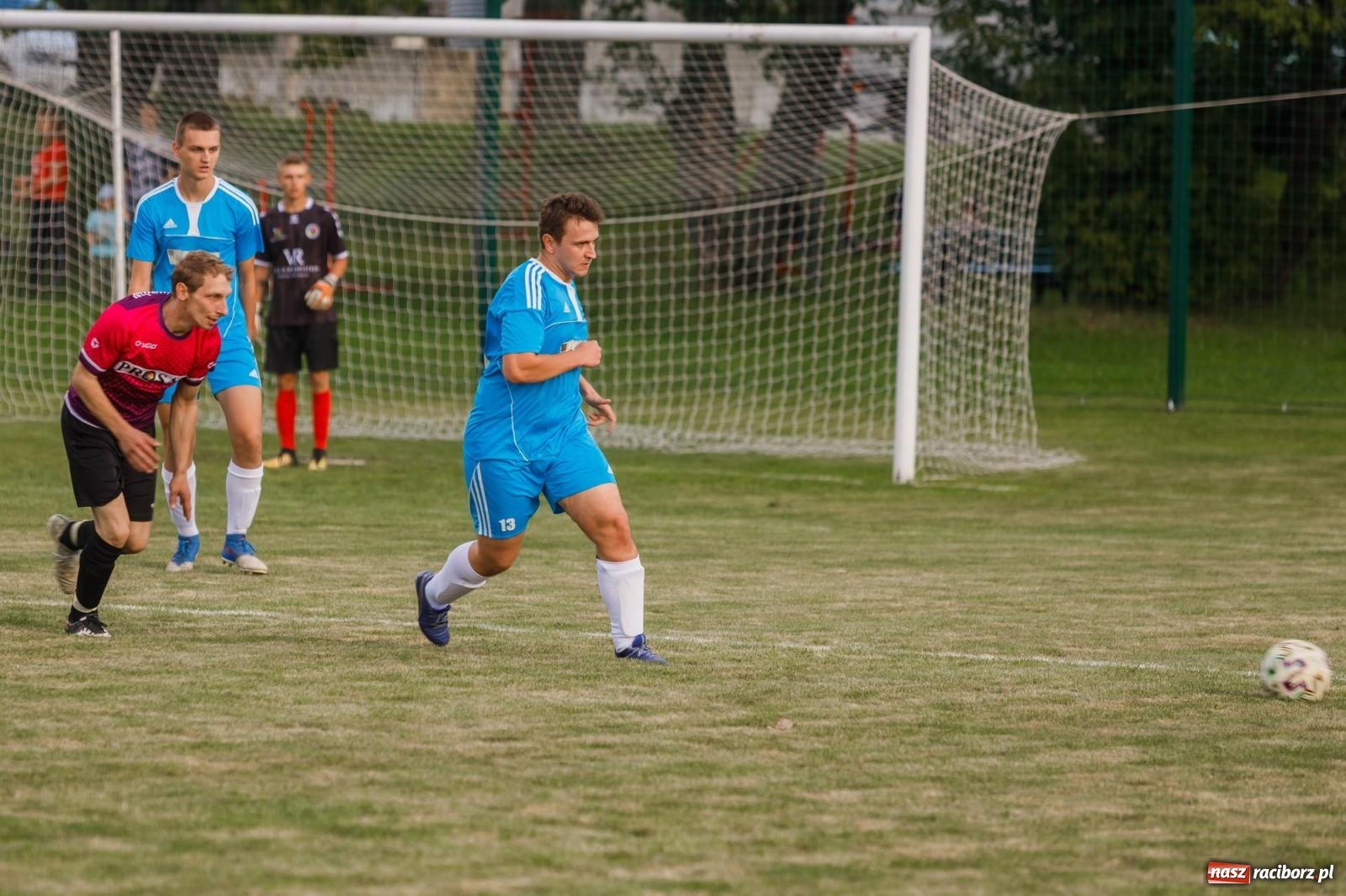 Zdjęcie w galerii na portalu naszraciborz.pl: Bojanów rozgromił rezerwy Krzyżanowic [FOTO] wiadomości z regionu