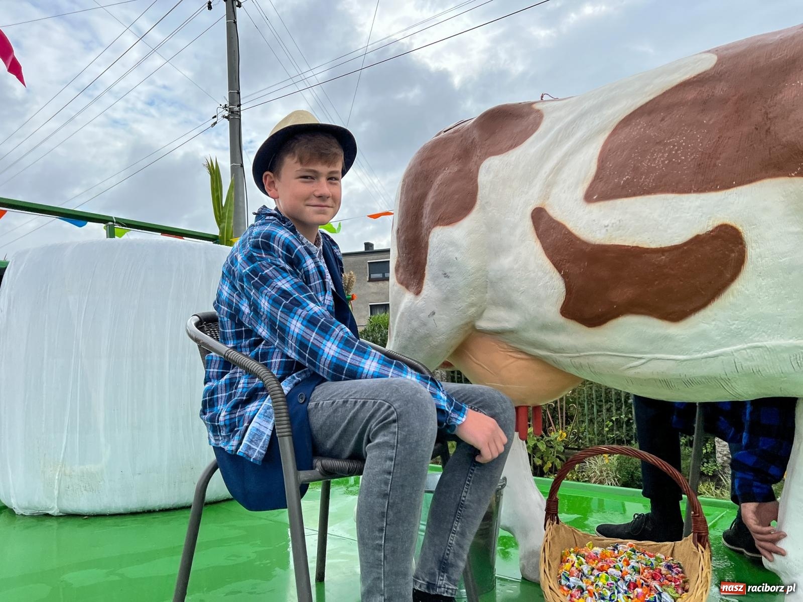 Zdjęcie w galerii na portalu naszraciborz.pl: Dożynki 2022. Świętuje parafia Zawada Książęca [FOTO i WIDEO] wiadomości z regionu