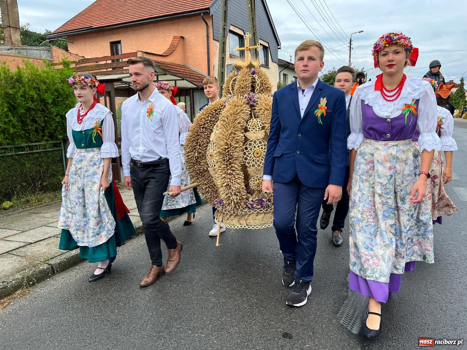 Zdjęcie w galerii na portalu naszraciborz.pl: Dożynki 2022. Świętuje parafia Zawada Książęca [FOTO i WIDEO] wiadomości z regionu