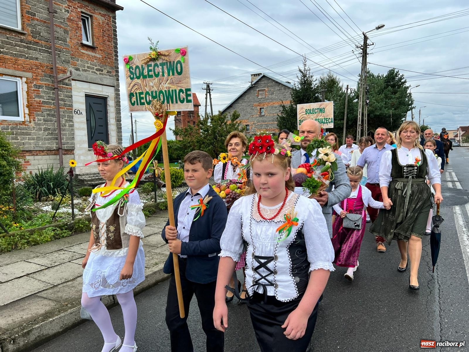 Zdjęcie w galerii na portalu naszraciborz.pl: Dożynki 2022. Świętuje parafia Zawada Książęca [FOTO i WIDEO] wiadomości z regionu