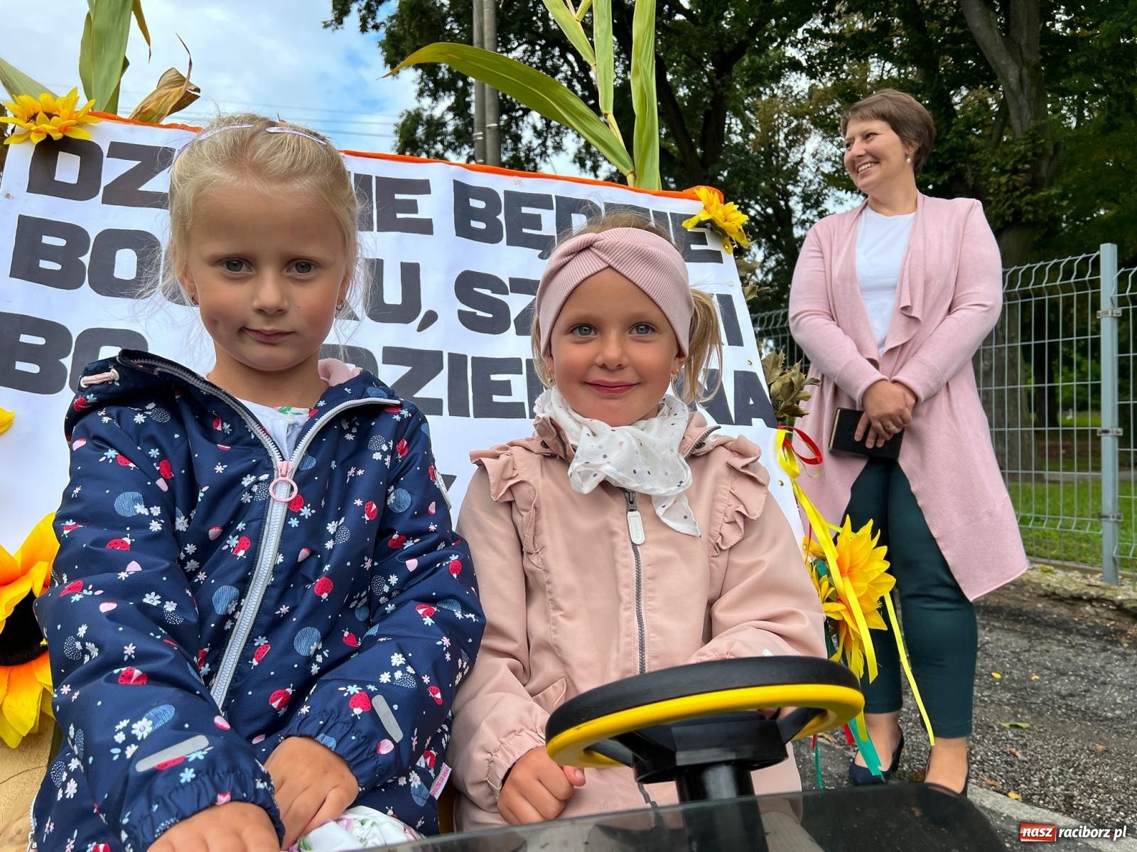 Zdjęcie w galerii na portalu naszraciborz.pl: Dożynki 2022. Sławików dziękuje za plony [FOTO i WIDEO] wiadomości z regionu