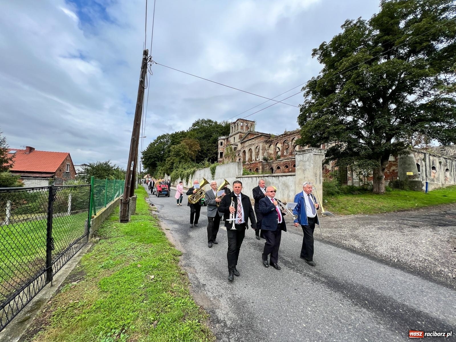 Zdjęcie w galerii na portalu naszraciborz.pl: Dożynki 2022. Sławików dziękuje za plony [FOTO i WIDEO] wiadomości z regionu