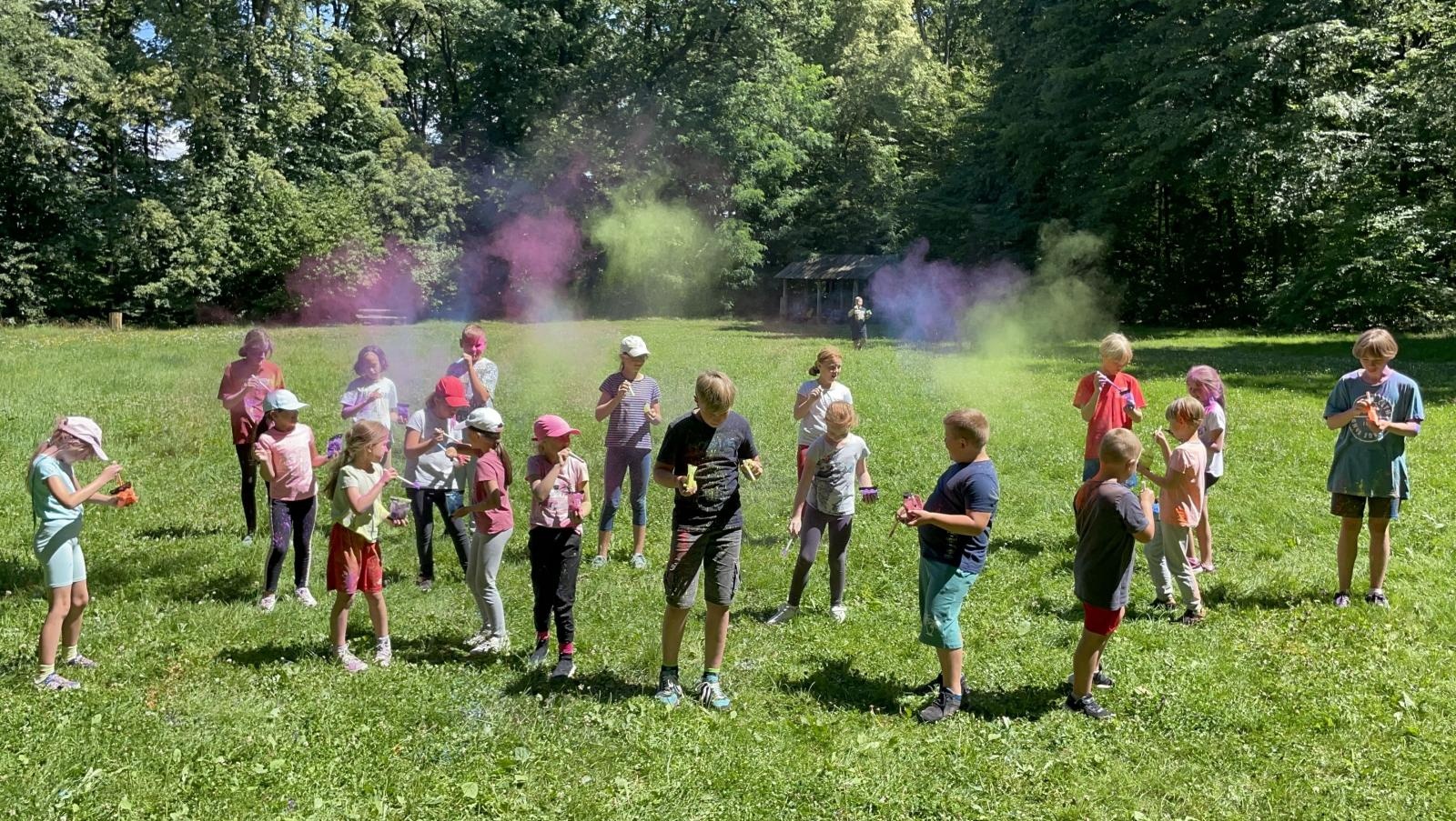 Zdjęcie w galerii na portalu naszraciborz.pl: Zawodnicy Minibasketball Racibórz promowali aktywność na świeżym powietrzu wiadomości z regionu