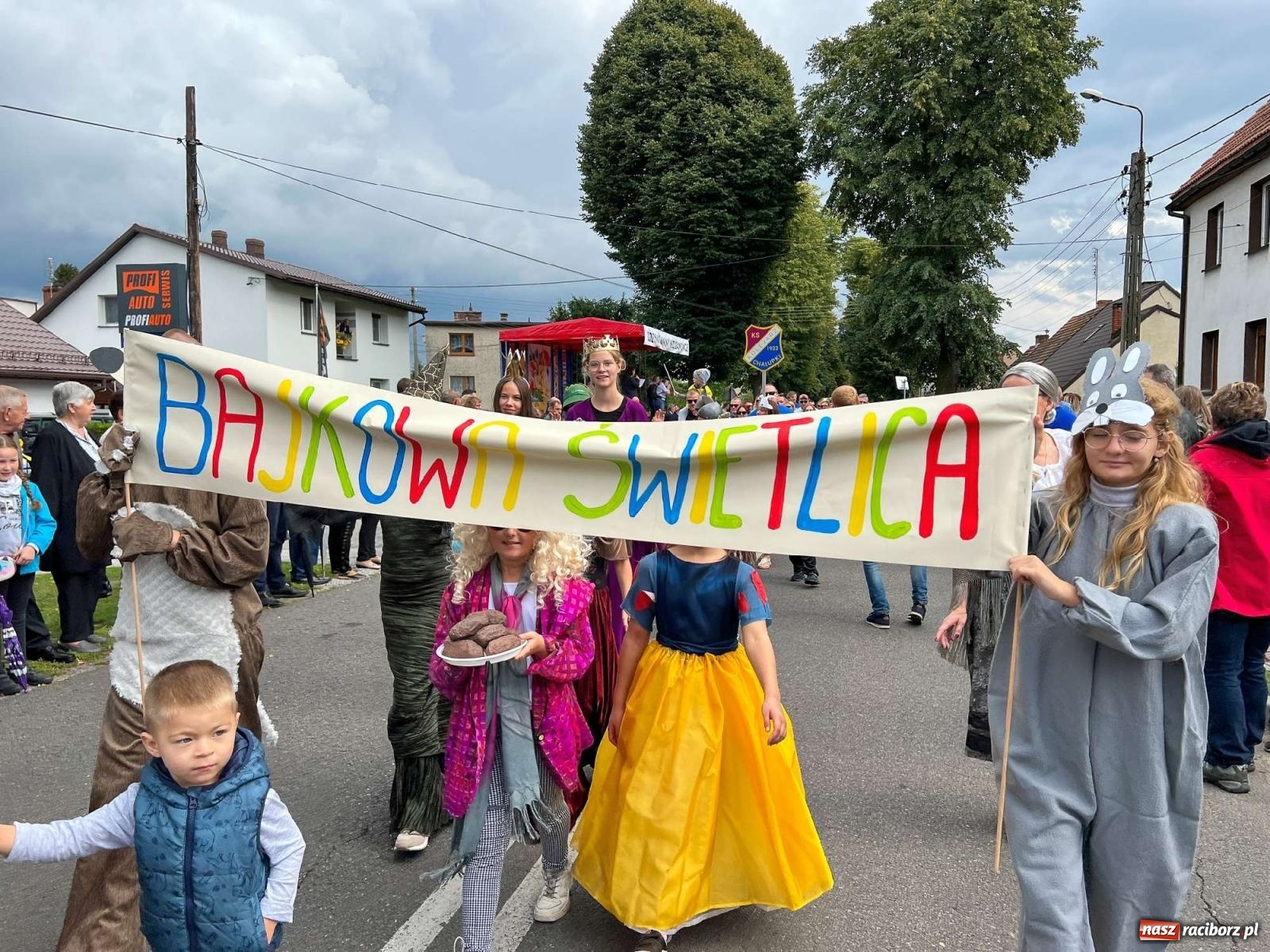 Zdjęcie w galerii na portalu naszraciborz.pl: Dożynki gminy Krzyżanowice w Chałupkach [FOTO i WIDEO] wiadomości z regionu