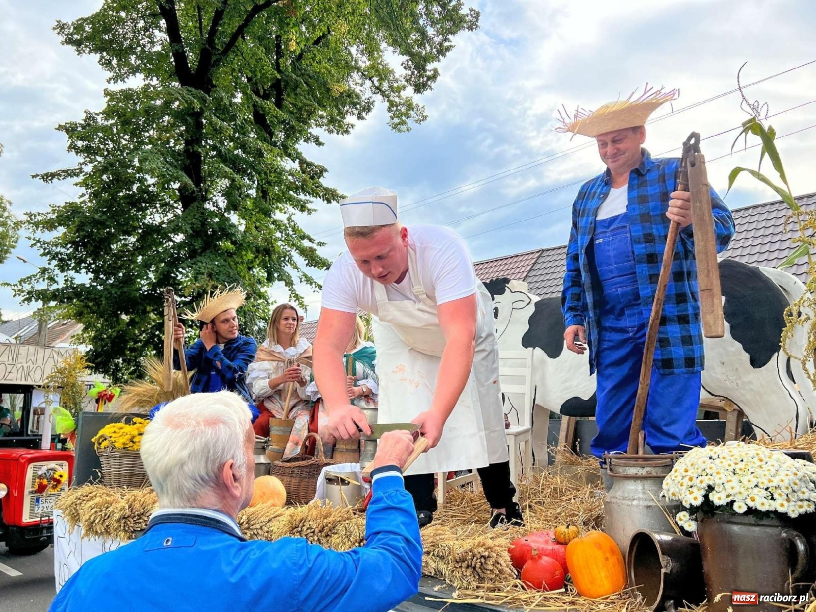 Zdjęcie w galerii na portalu naszraciborz.pl: Dożynki gminy Krzyżanowice w Chałupkach [FOTO i WIDEO] wiadomości z regionu