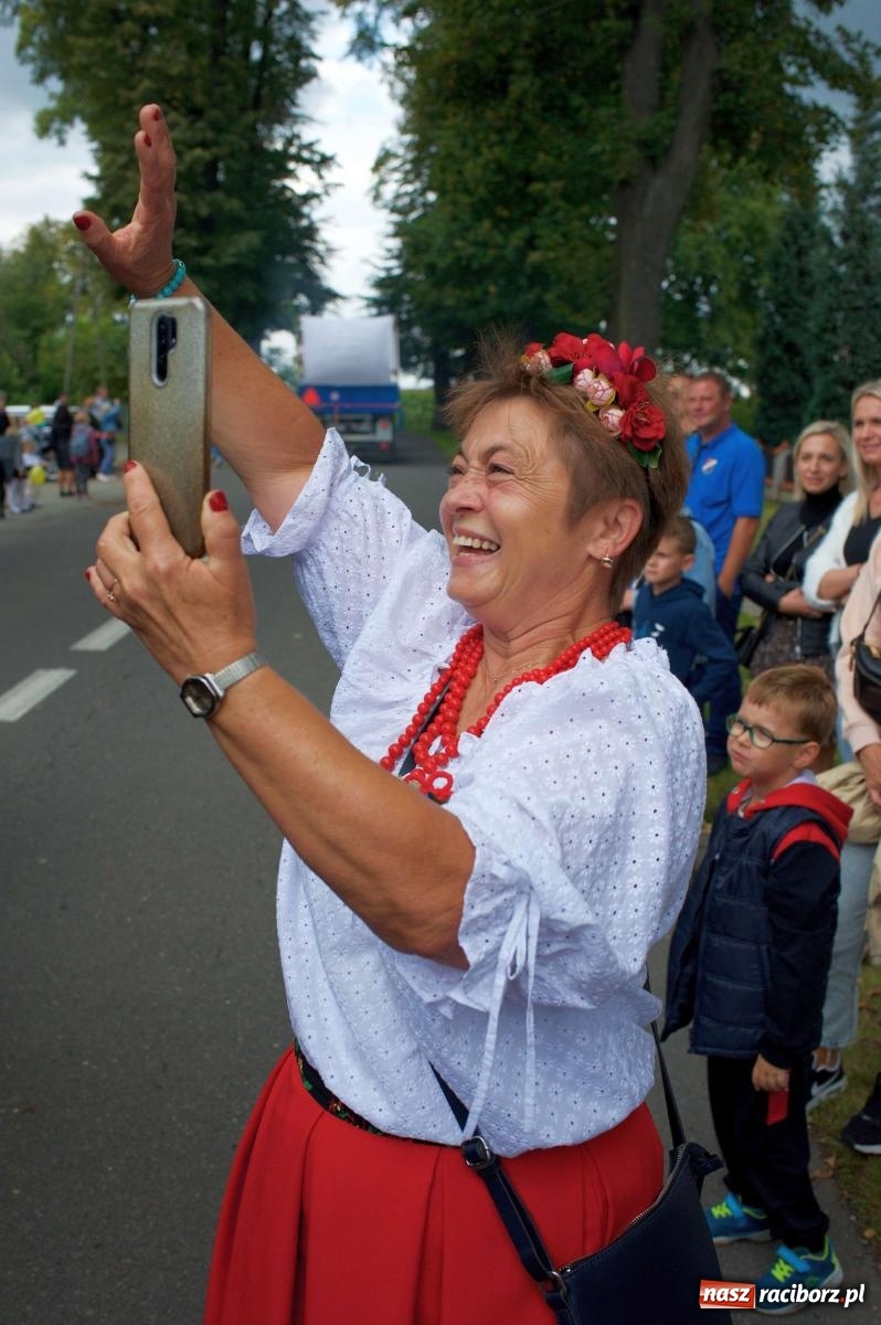 Zdjęcie w galerii na portalu naszraciborz.pl: Dożynki gminy Krzyżanowice w Chałupkach [FOTO i WIDEO] wiadomości z regionu