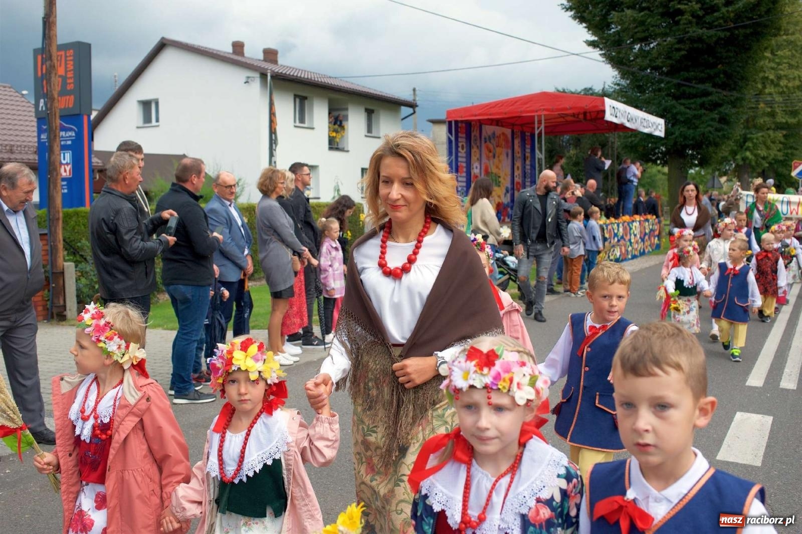 Zdjęcie w galerii na portalu naszraciborz.pl: Dożynki gminy Krzyżanowice w Chałupkach [FOTO i WIDEO] wiadomości z regionu