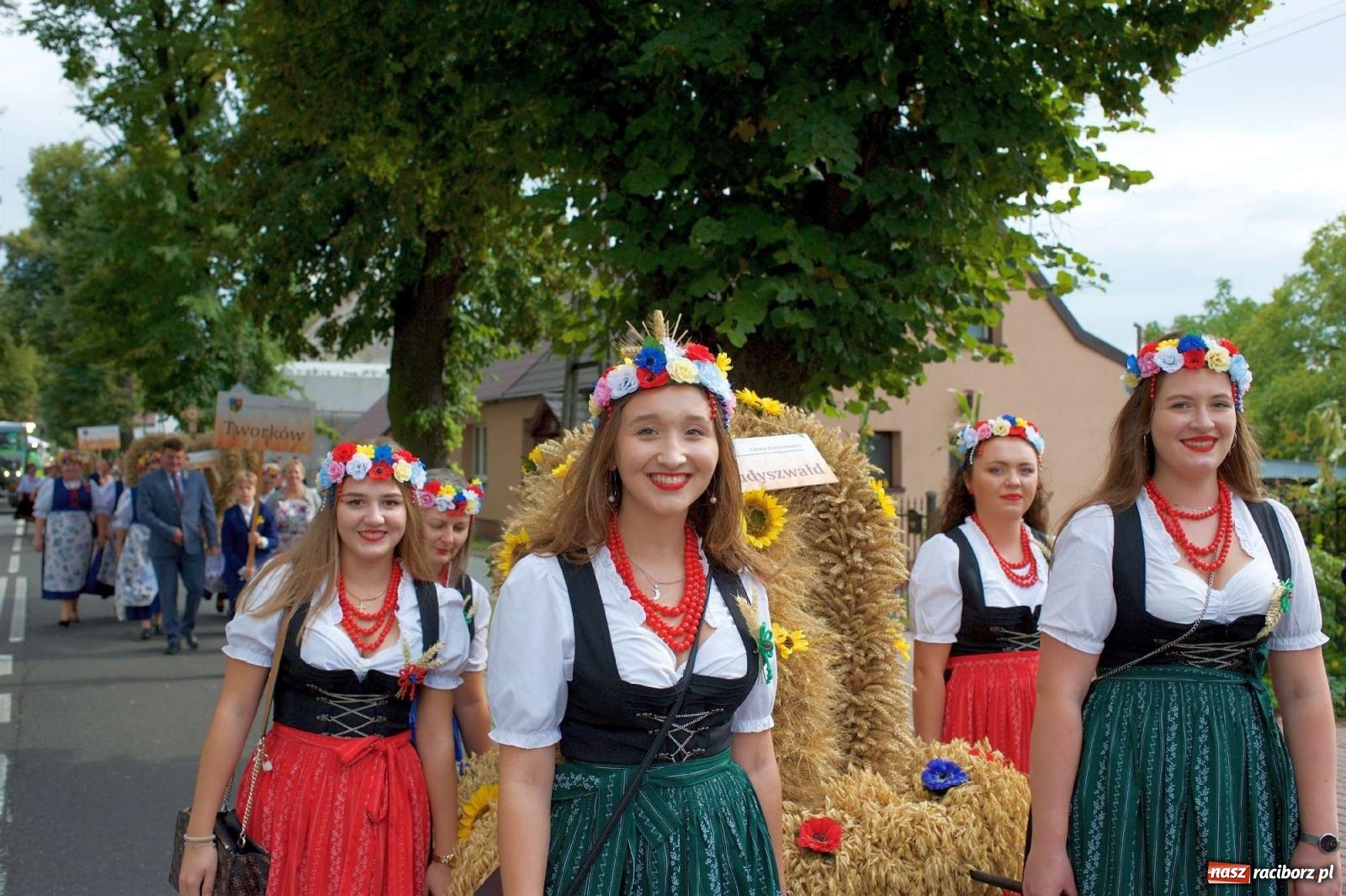 Zdjęcie w galerii na portalu naszraciborz.pl: Dożynki gminy Krzyżanowice w Chałupkach [FOTO i WIDEO] wiadomości z regionu