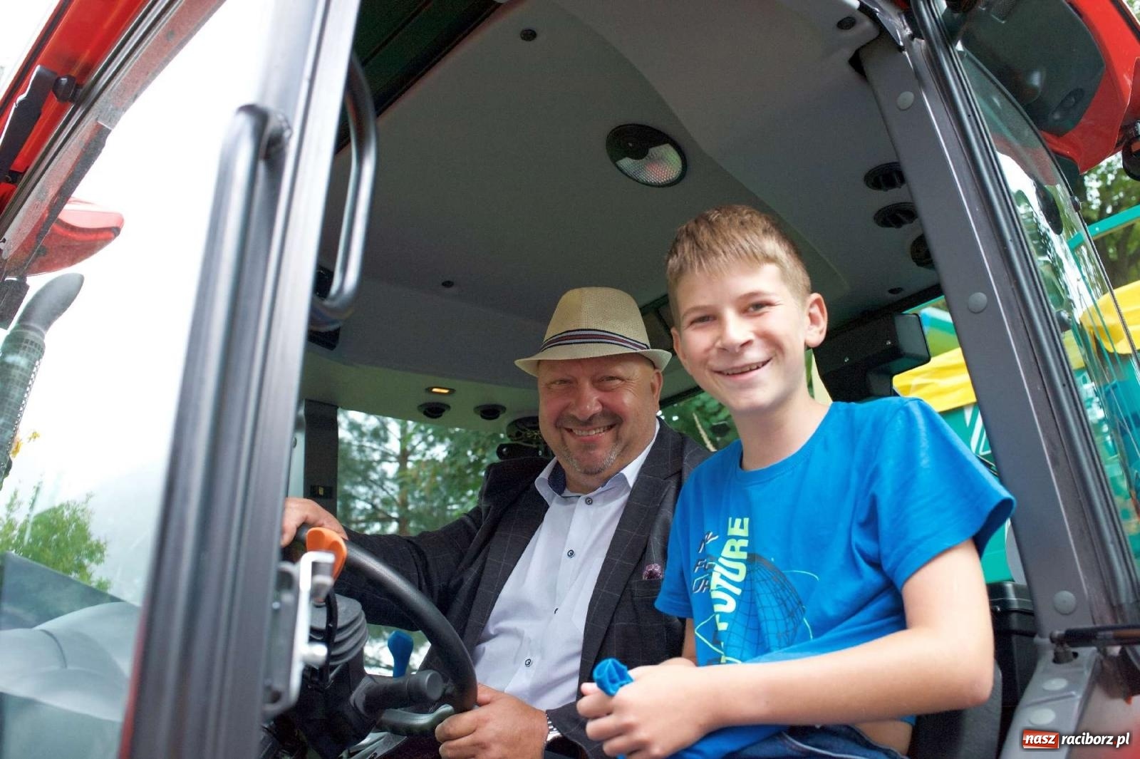 Zdjęcie w galerii na portalu naszraciborz.pl: Dożynki gminy Krzyżanowice w Chałupkach [FOTO i WIDEO] wiadomości z regionu