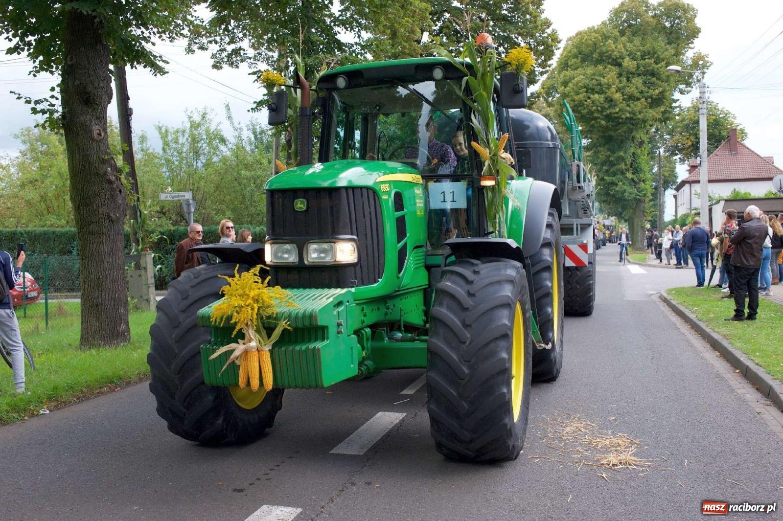 Zdjęcie w galerii na portalu naszraciborz.pl: Dożynki gminy Krzyżanowice w Chałupkach [FOTO i WIDEO] wiadomości z regionu
