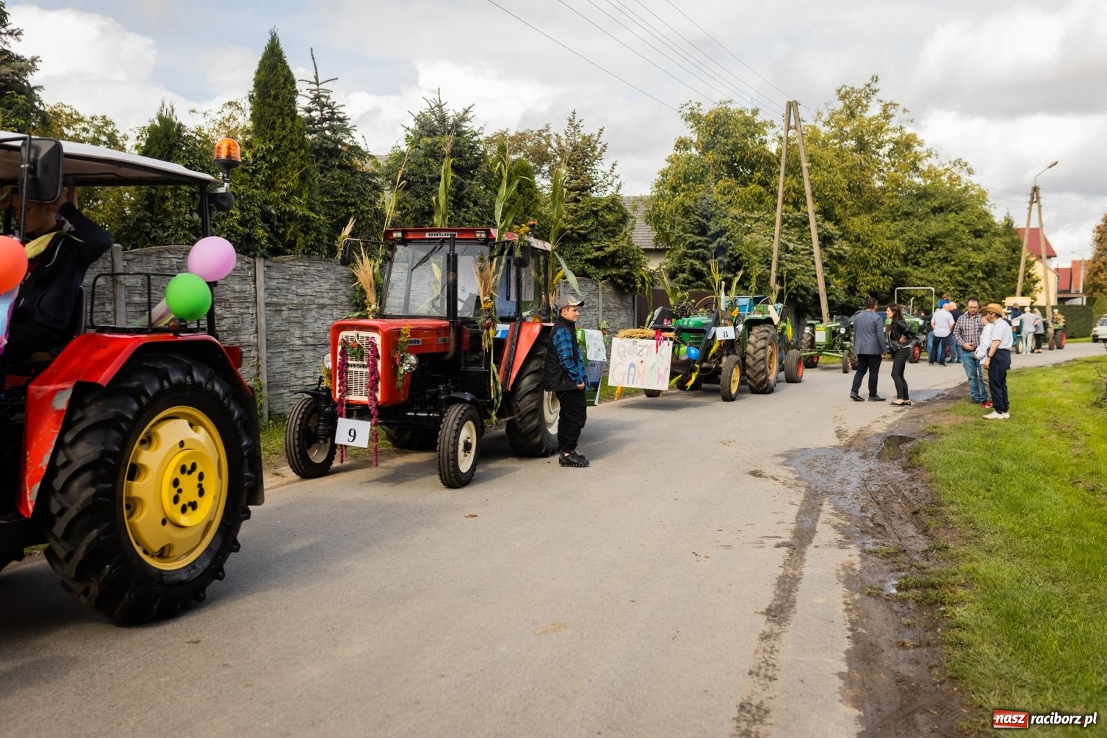 Zdjęcie w galerii na portalu naszraciborz.pl: Korowód starych maszyn rolniczych w Gamowie [FOTO i WIDEO] wiadomości z regionu
