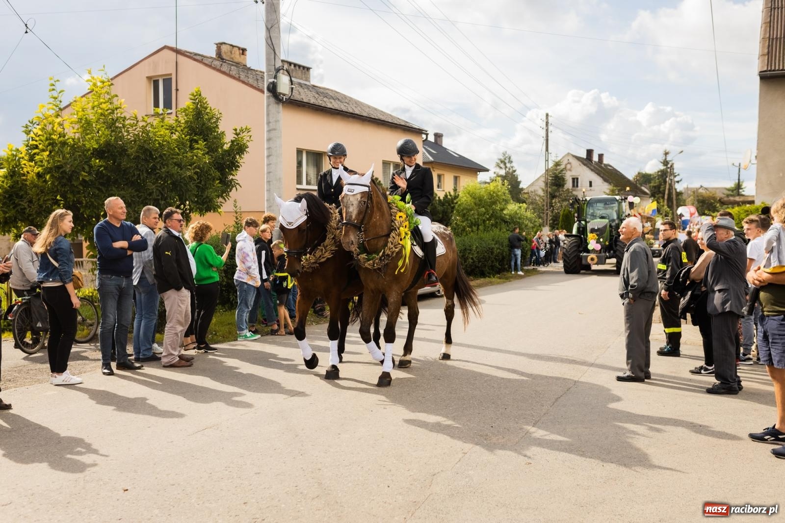 Zdjęcie w galerii na portalu naszraciborz.pl: Korowód starych maszyn rolniczych w Gamowie [FOTO i WIDEO] wiadomości z regionu