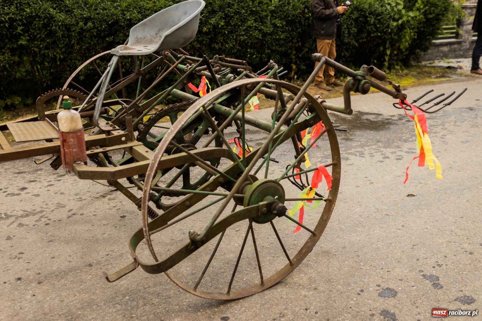 Zdjęcie w galerii na portalu naszraciborz.pl: Korowód starych maszyn rolniczych w Gamowie [FOTO i WIDEO] wiadomości z regionu