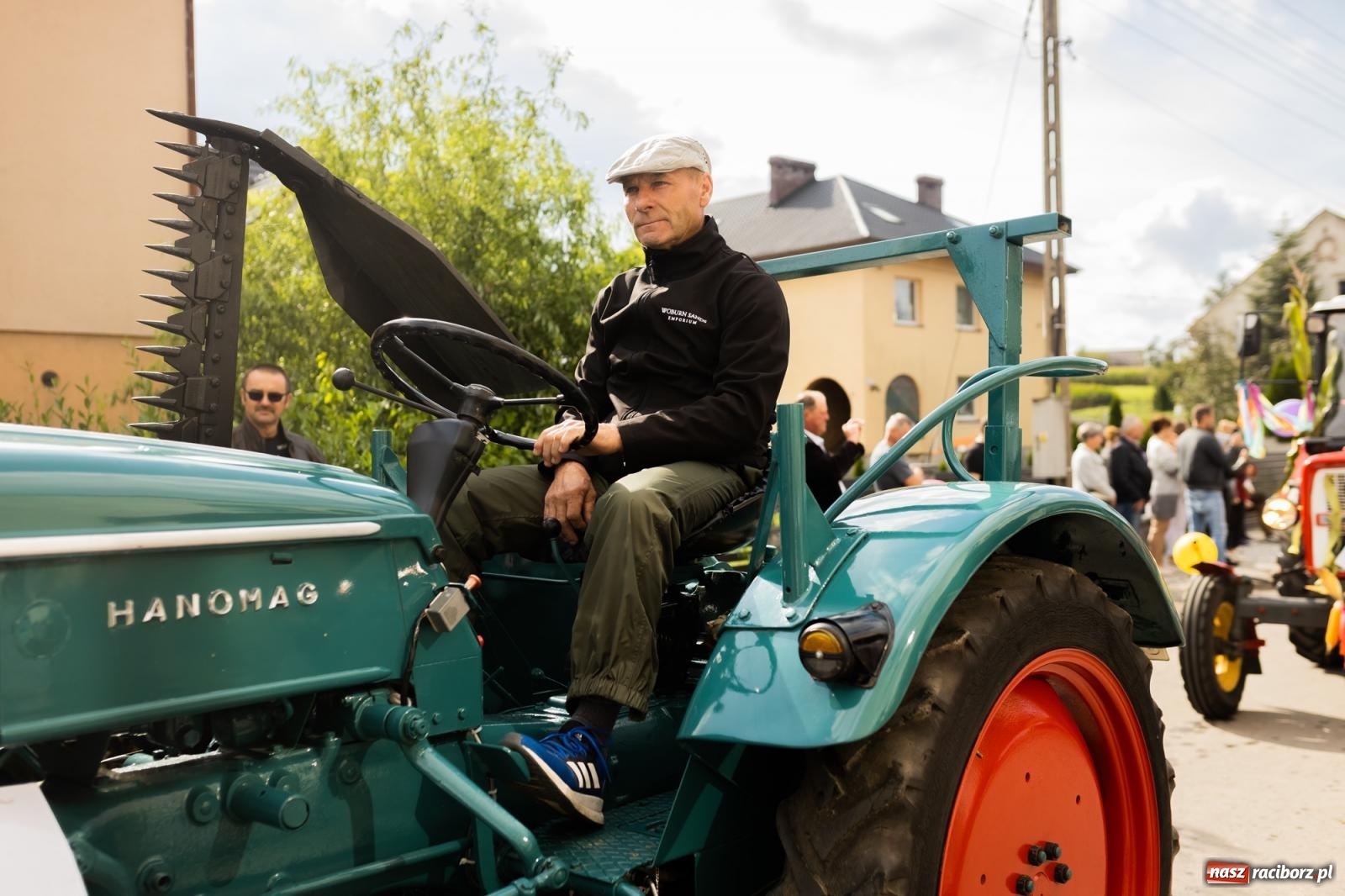 Zdjęcie w galerii na portalu naszraciborz.pl: Korowód starych maszyn rolniczych w Gamowie [FOTO i WIDEO] wiadomości z regionu