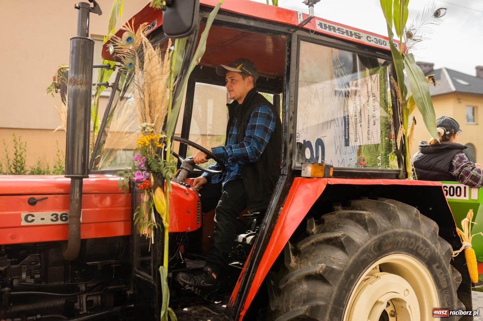 Zdjęcie w galerii na portalu naszraciborz.pl: Korowód starych maszyn rolniczych w Gamowie [FOTO i WIDEO] wiadomości z regionu