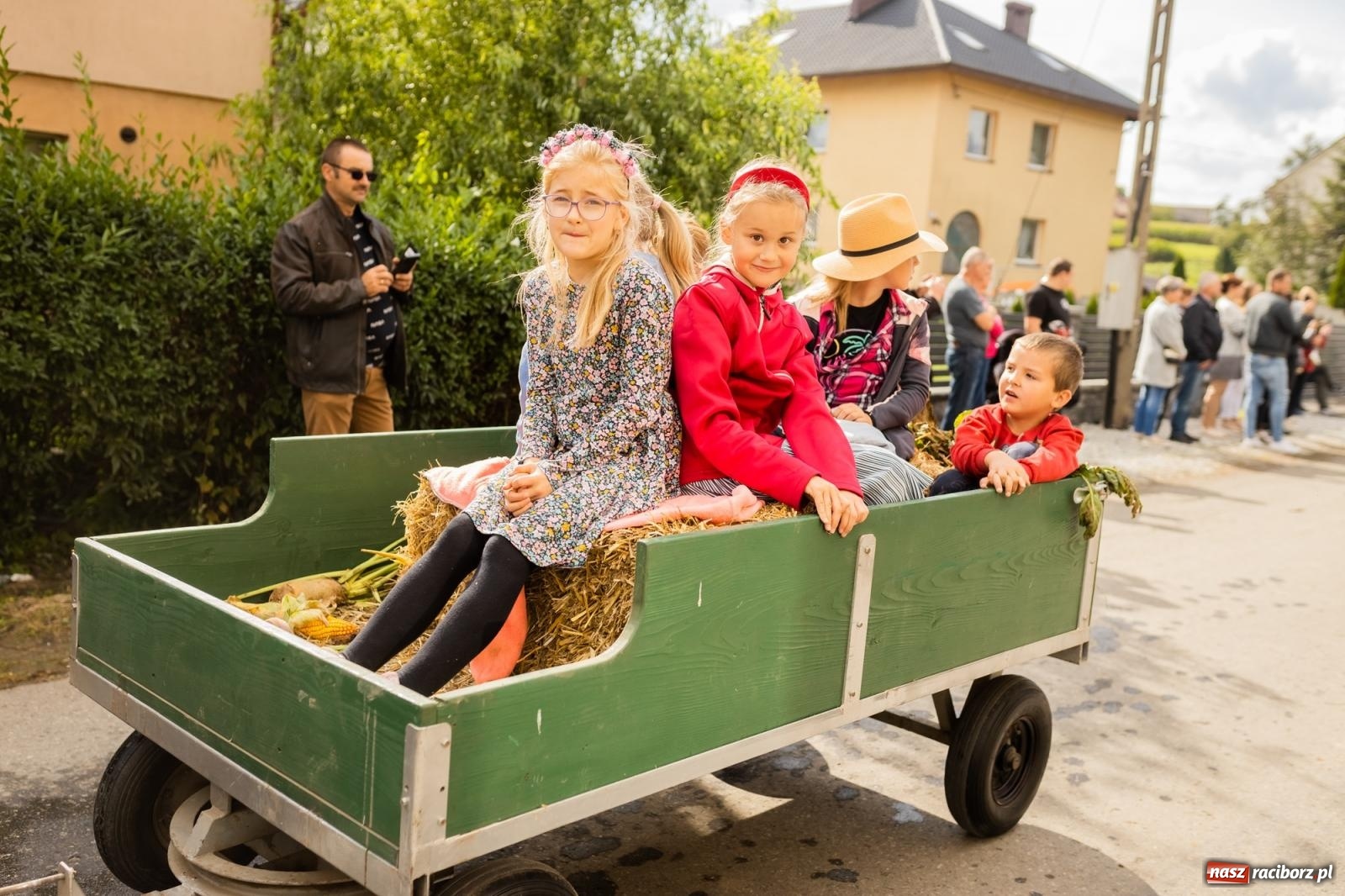 Zdjęcie w galerii na portalu naszraciborz.pl: Korowód starych maszyn rolniczych w Gamowie [FOTO i WIDEO] wiadomości z regionu