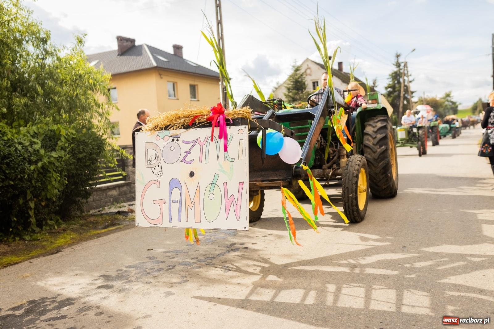 Zdjęcie w galerii na portalu naszraciborz.pl: Korowód starych maszyn rolniczych w Gamowie [FOTO i WIDEO] wiadomości z regionu