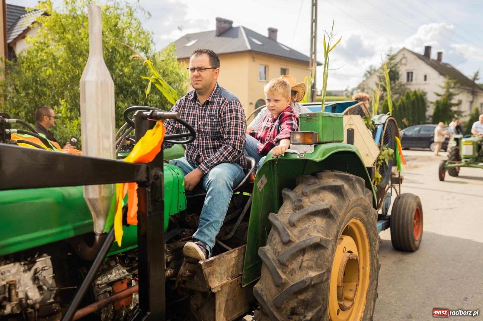 Zdjęcie w galerii na portalu naszraciborz.pl: Korowód starych maszyn rolniczych w Gamowie [FOTO i WIDEO] wiadomości z regionu