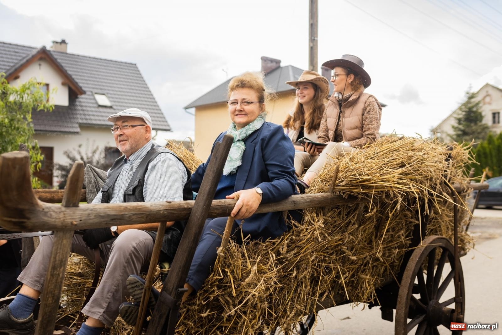 Zdjęcie w galerii na portalu naszraciborz.pl: Korowód starych maszyn rolniczych w Gamowie [FOTO i WIDEO] wiadomości z regionu