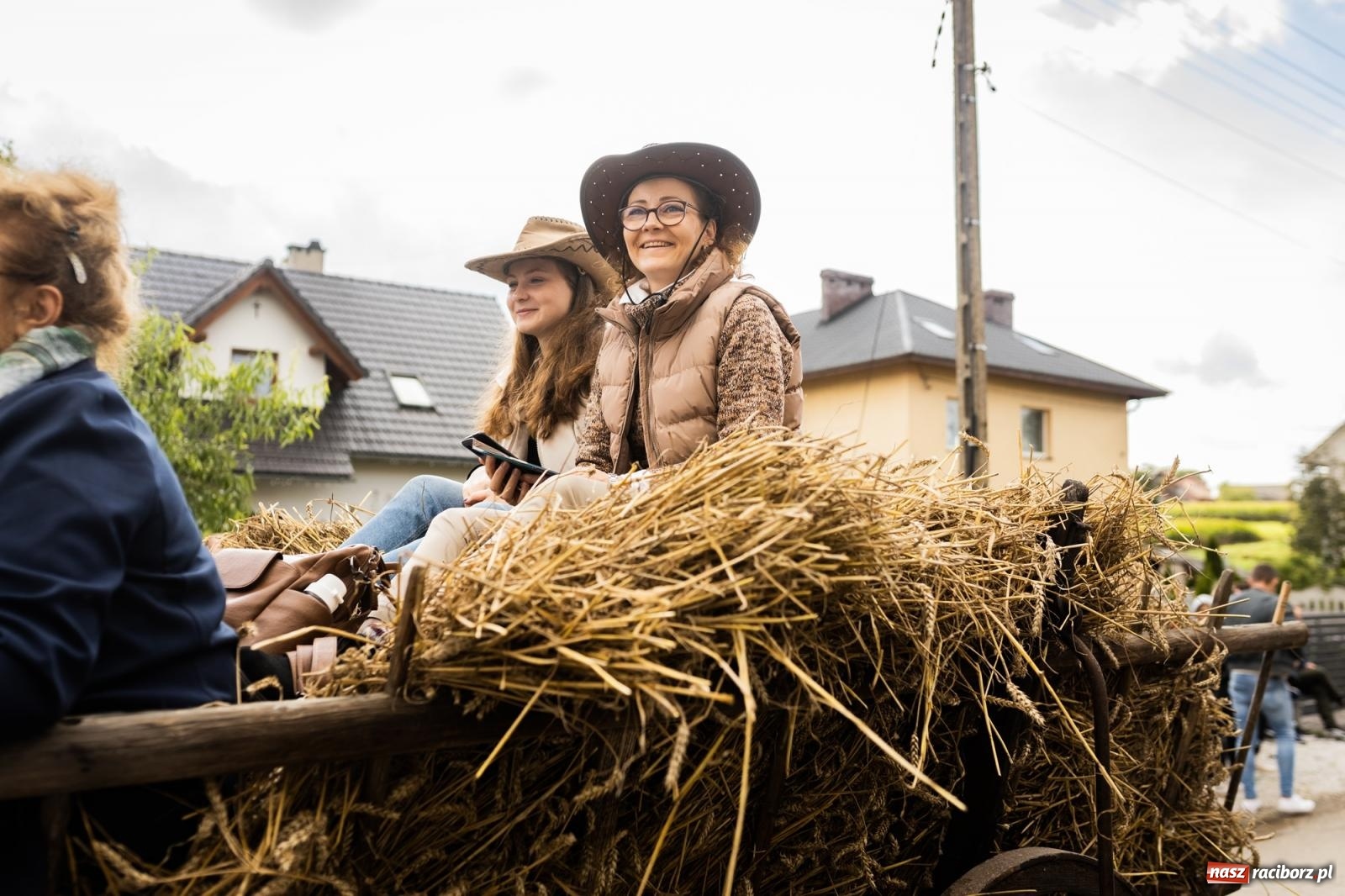 Zdjęcie w galerii na portalu naszraciborz.pl: Korowód starych maszyn rolniczych w Gamowie [FOTO i WIDEO] wiadomości z regionu