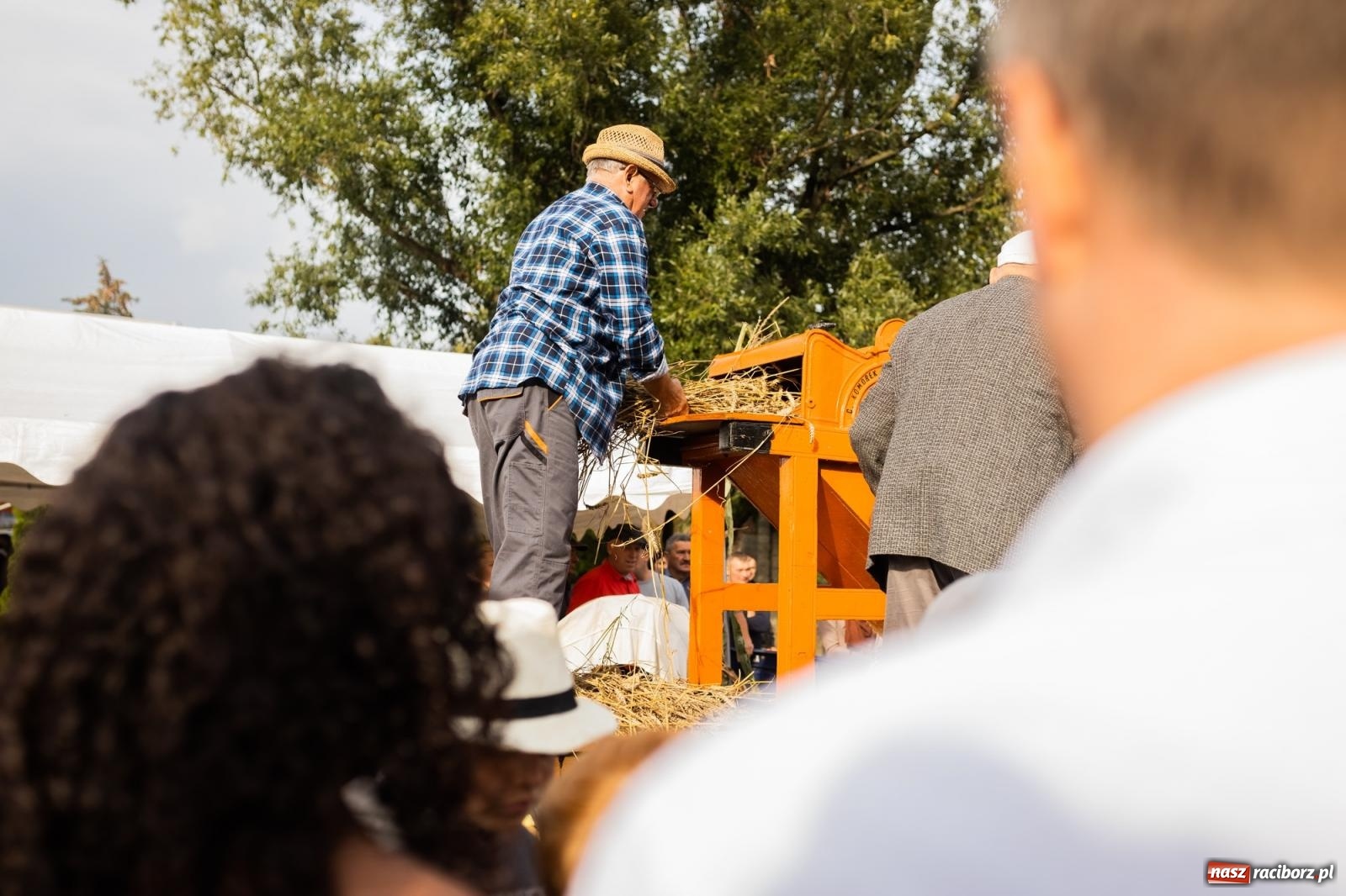 Zdjęcie w galerii na portalu naszraciborz.pl: Korowód starych maszyn rolniczych w Gamowie [FOTO i WIDEO] wiadomości z regionu
