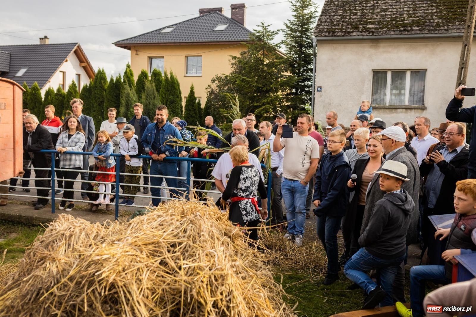 Zdjęcie w galerii na portalu naszraciborz.pl: Korowód starych maszyn rolniczych w Gamowie [FOTO i WIDEO] wiadomości z regionu
