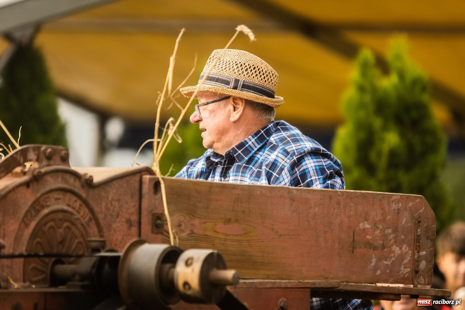 Zdjęcie w galerii na portalu naszraciborz.pl: Korowód starych maszyn rolniczych w Gamowie [FOTO i WIDEO] wiadomości z regionu