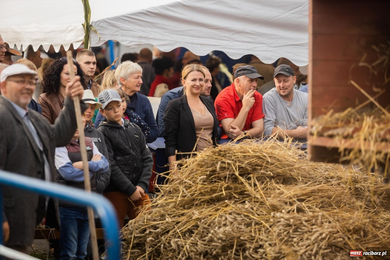 Zdjęcie w galerii na portalu naszraciborz.pl: Korowód starych maszyn rolniczych w Gamowie [FOTO i WIDEO] wiadomości z regionu