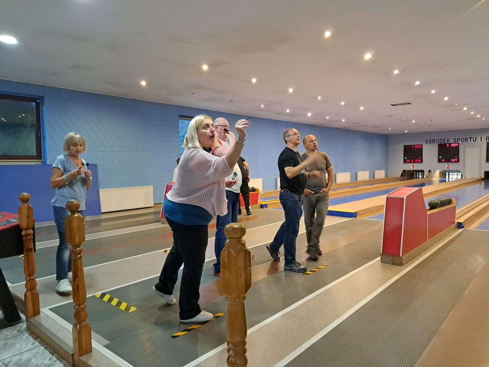 Zdjęcie w galerii na portalu naszraciborz.pl: Agata Kopta i Piotr Kupka triumfują w 5. rundzie ligi darta wiadomości z regionu