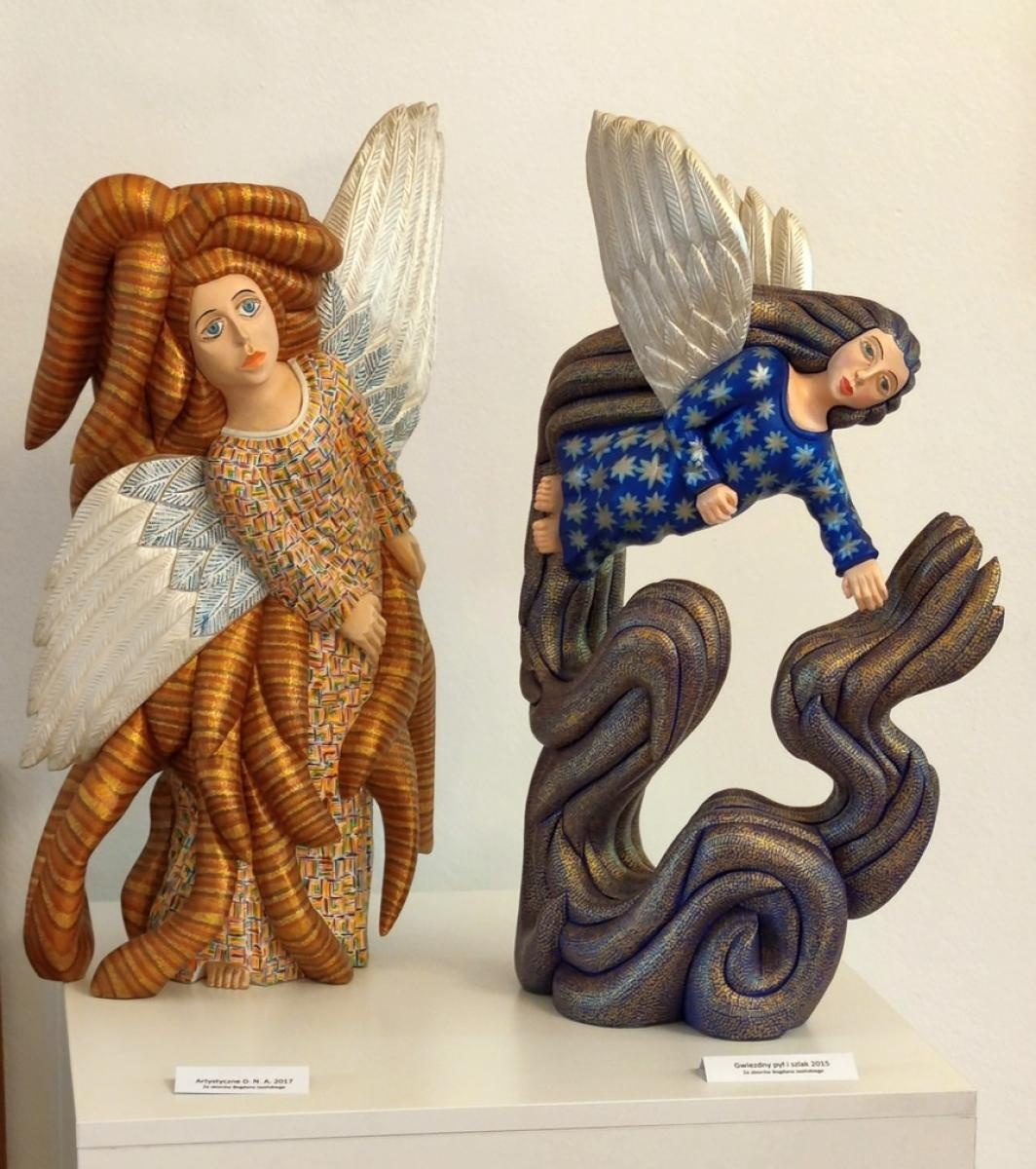 Zdjęcie w galerii na portalu naszraciborz.pl: Kolorowy świat Jana Koloczka w raciborskim Muzeum wiadomości z regionu