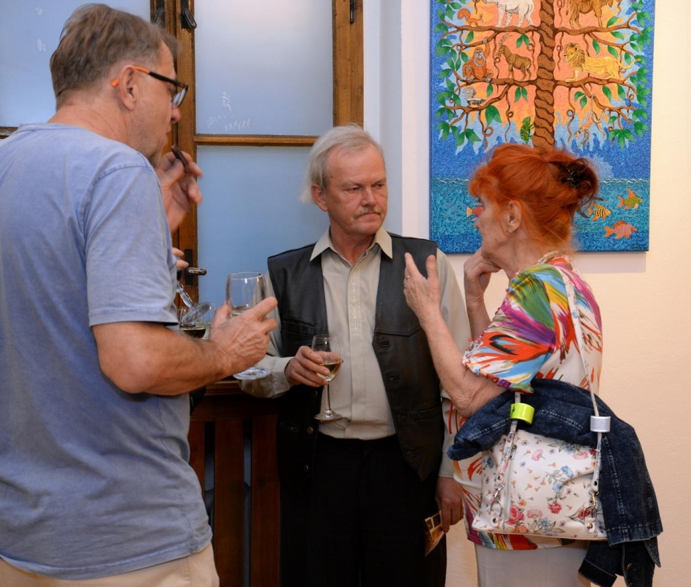 Zdjęcie w galerii na portalu naszraciborz.pl: Kolorowy świat Jana Koloczka w raciborskim Muzeum wiadomości z regionu