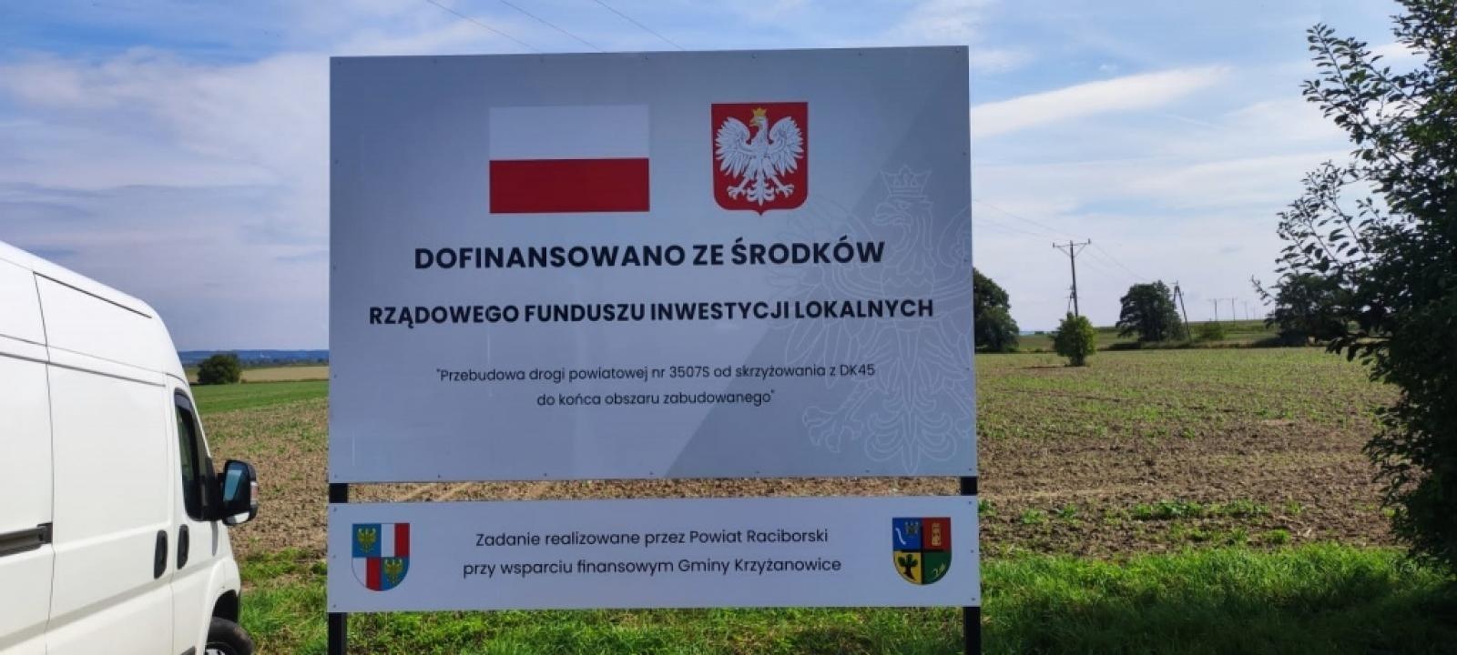 Zdjęcie w galerii na portalu naszraciborz.pl: Oddano po remoncie drogę Tworków-Hanowiec wiadomości z regionu