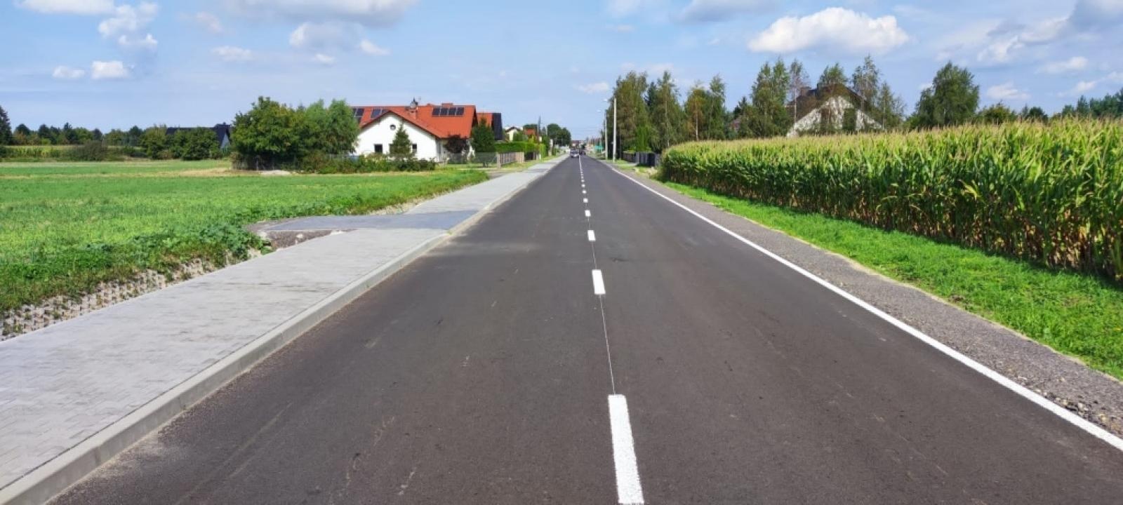 Zdjęcie w galerii na portalu naszraciborz.pl: Oddano po remoncie drogę Tworków-Hanowiec wiadomości z regionu