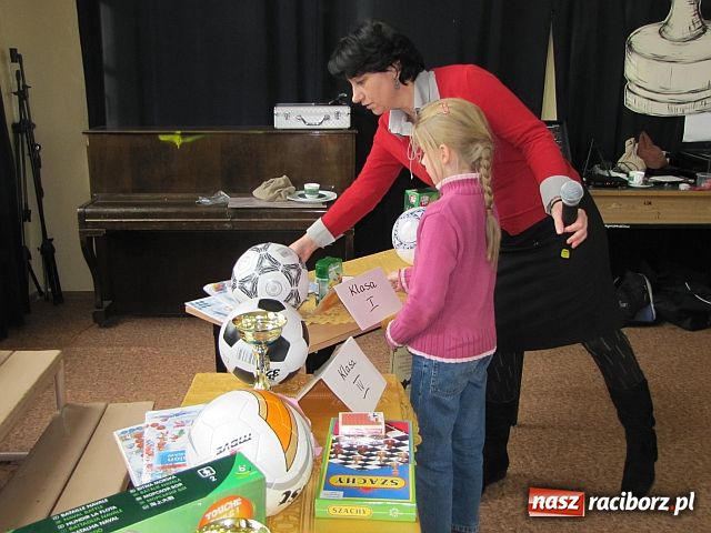 Zdjęcie w galerii na portalu naszraciborz.pl: Szachowe potyczki w SP 4 wiadomości z regionu