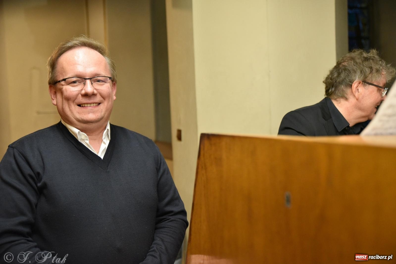 Zdjęcie w galerii na portalu naszraciborz.pl: Muzyka Aniołów zabrzmiała w kościele farnym [FOTO i WIDEO] wiadomości z regionu