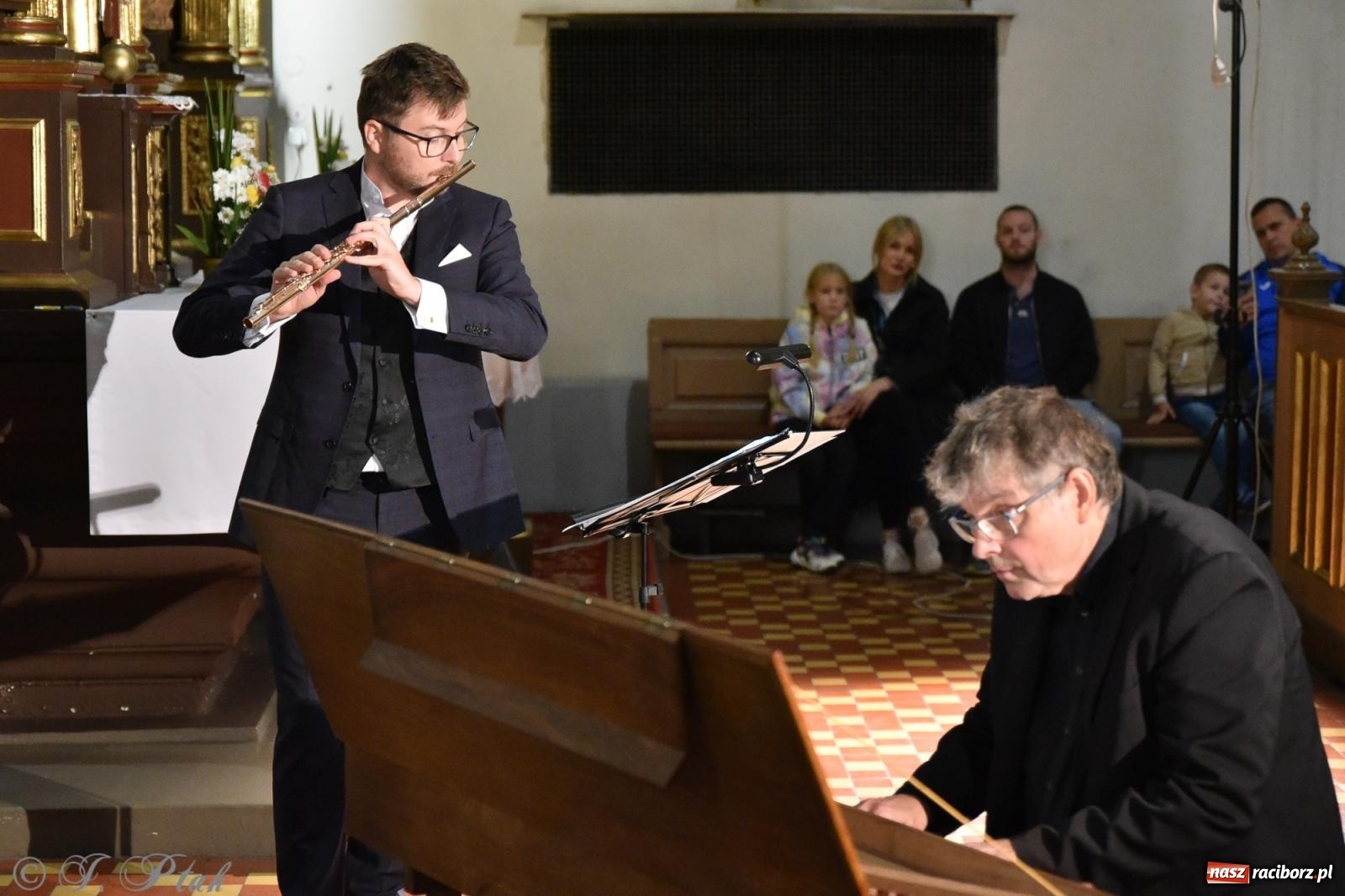 Zdjęcie w galerii na portalu naszraciborz.pl: Muzyka Aniołów zabrzmiała w kościele farnym [FOTO i WIDEO] wiadomości z regionu