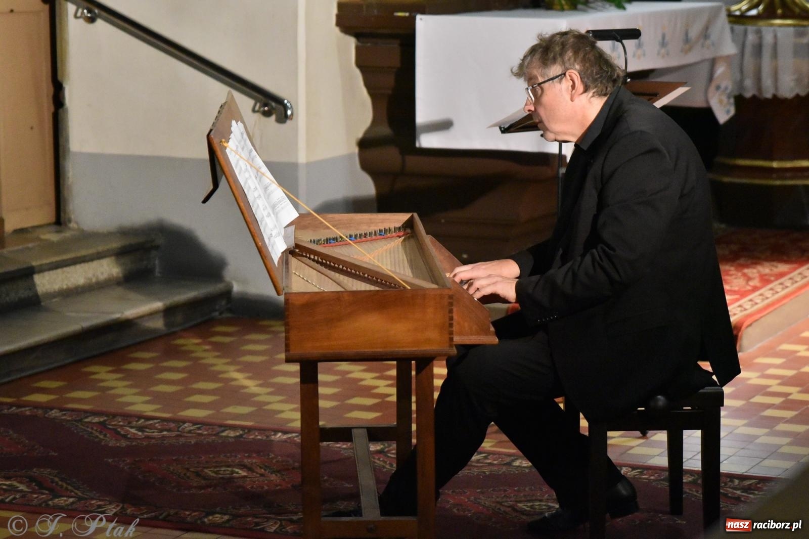 Zdjęcie w galerii na portalu naszraciborz.pl: Muzyka Aniołów zabrzmiała w kościele farnym [FOTO i WIDEO] wiadomości z regionu