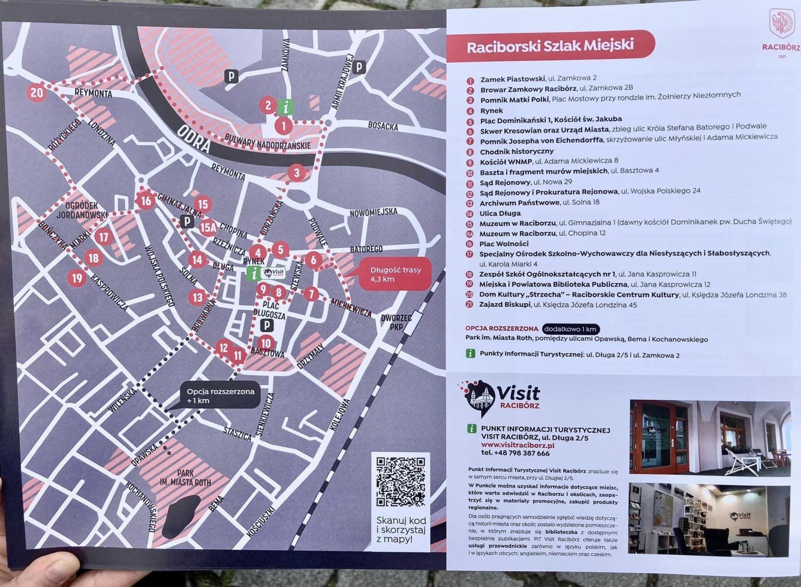 Zdjęcie w galerii na portalu naszraciborz.pl: Miejski szlak turystyczny w Raciborzu. Ostała się tylko mapa zrywka wiadomości z regionu