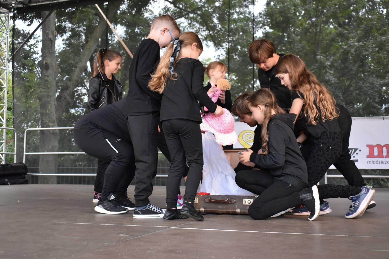 Zdjęcie w galerii na portalu naszraciborz.pl: Zamkowy festyn z MDK-iem wiadomości z regionu