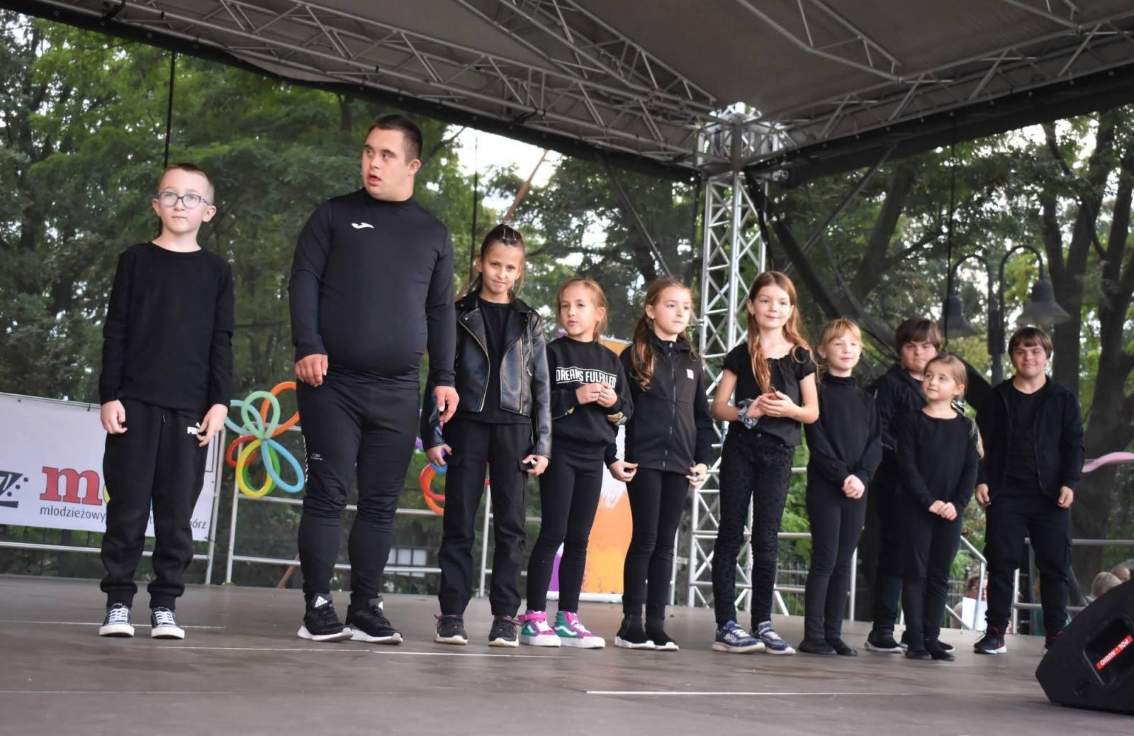 Zdjęcie w galerii na portalu naszraciborz.pl: Zamkowy festyn z MDK-iem wiadomości z regionu