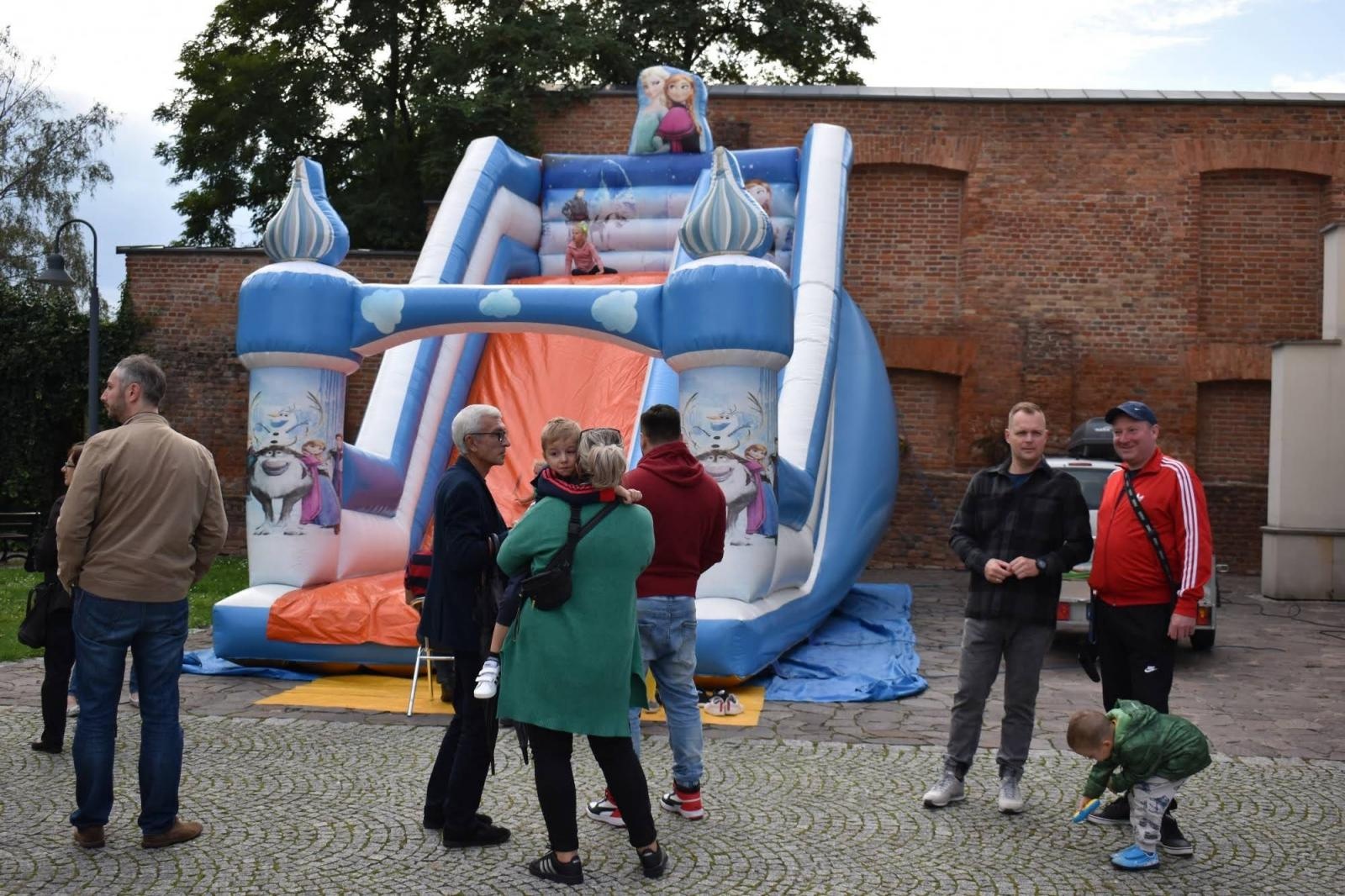 Zdjęcie w galerii na portalu naszraciborz.pl: Zamkowy festyn z MDK-iem wiadomości z regionu